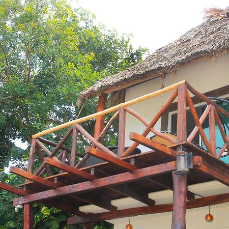Hotel Pancho Villas Bacalar - Free Bikes And Paddles المظهر الخارجي الصورة